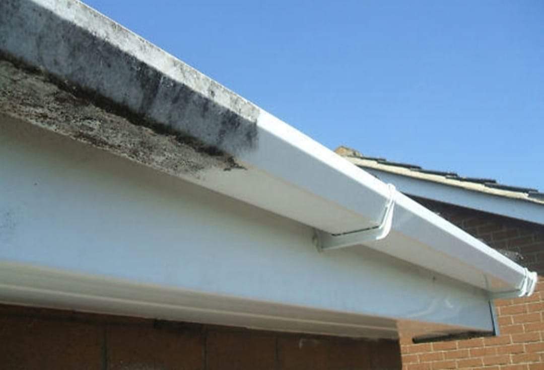 Gutters & 
Soffits Cleaning Limerick